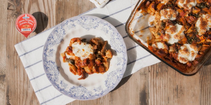 Spicy pasta baked with tomatoes, eggplant and cheese - Mitsides Group